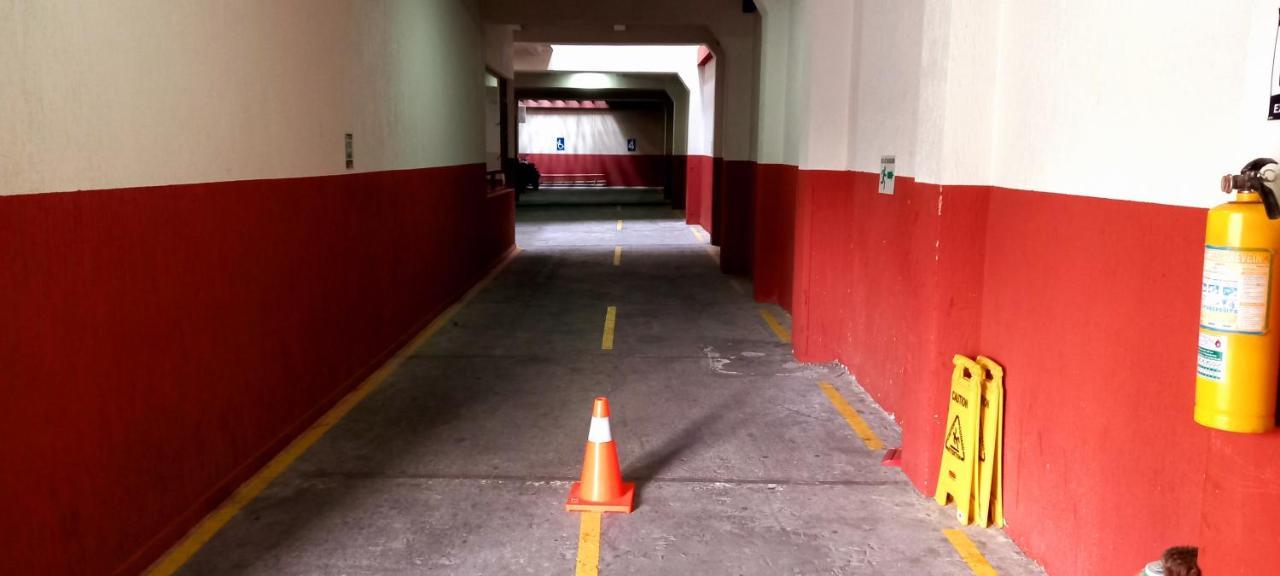 Hoteles Bogota Inn Turisticas 63 ภายนอก รูปภาพ